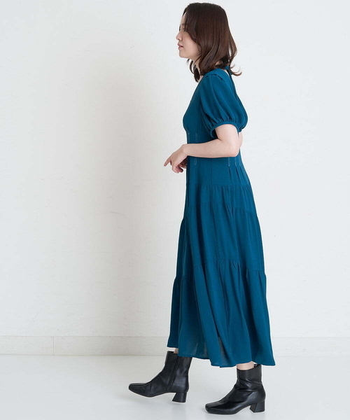 A de a.v.v（アードアー・ヴェ・ヴェ）の「配色ステッチパフスリーブティアードワンピ―ス（ワンピース・レディース・ブルー/ホワイト/ブラック・36/38）」の5枚目の写真