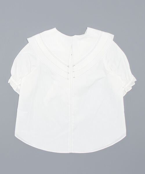 NATURAL BEAUTY BASIC（ナチュラルビューティーベーシック）の「バイカラーステッチラッフルブラウス（シャツ/ブラウス・レディース・オフホワイト/ブラック系その他・SMALL/MEDIUM）」の3枚目の写真