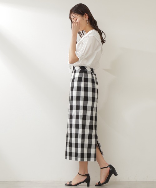 NATURAL BEAUTY BASIC（ナチュラルビューティーベーシック）の「バイカラーステッチラッフルブラウス（シャツ/ブラウス・レディース・オフホワイト/ブラック系その他・SMALL/MEDIUM）」の6枚目の写真