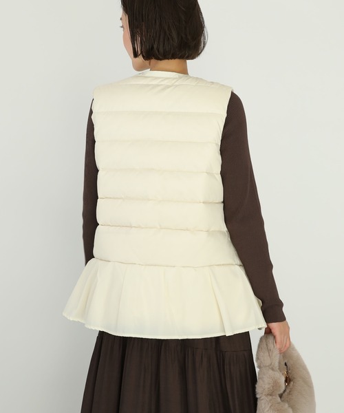 PICCIN(ピッチン)の「ペプラムダウンベスト(ダウンベスト・レディース・ブラック/アイボリー/モカ・M)」の6枚目の写真