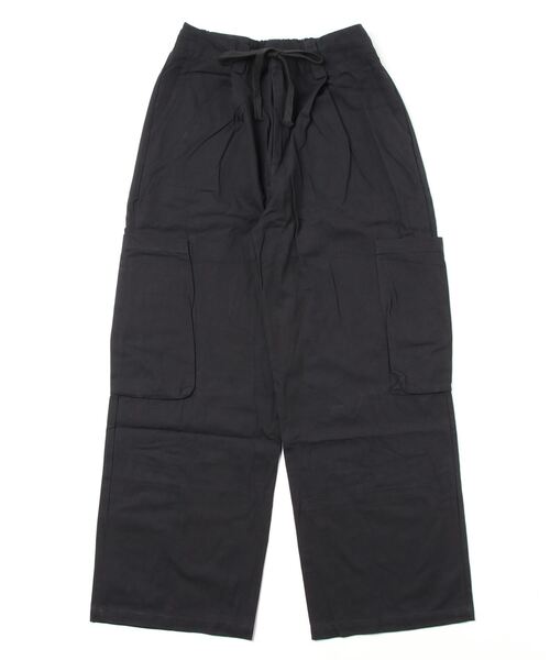 Vipoa(ヴィポア)の「ビッグポケットカーゴパンツ(カーゴパンツ・レディース・ブラック/グレー/ホワイト/ピンク・MEDIUM/LARGE)」の16枚目の写真