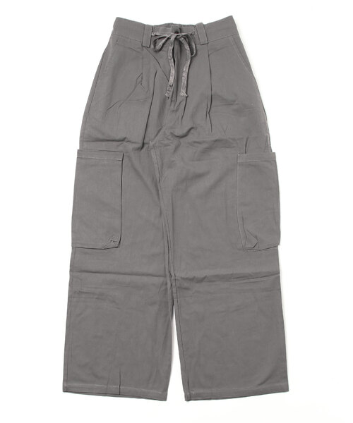 Vipoa(ヴィポア)の「ビッグポケットカーゴパンツ(カーゴパンツ・レディース・ブラック/グレー/ホワイト/ピンク・MEDIUM/LARGE)」の17枚目の写真