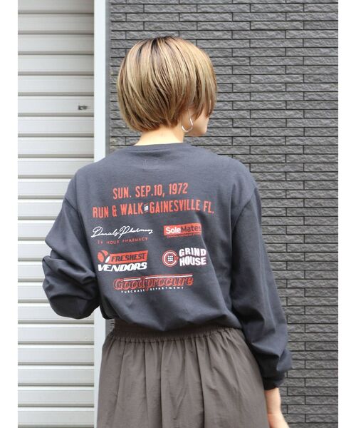 Ungrid（アングリッド）の「ビッグシルエットロゴロングスリーブTee（Tシャツ/カットソー・レディース・オフホワイト/チャコールグレー/ピンク・FREE）」の19枚目の写真