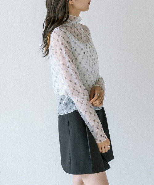 OLIVE des OLIVE（オリーブデオリーブ）の「プリントシアータートルインナー（Tシャツ/カットソー・レディース・サックスブルー/オフホワイト/ベージュ・FREE）」の10枚目の写真