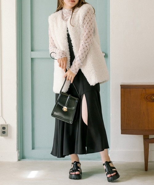 OLIVE des OLIVE（オリーブデオリーブ）の「プリントシアータートルインナー（Tシャツ/カットソー・レディース・サックスブルー/オフホワイト/ベージュ・FREE）」の7枚目の写真