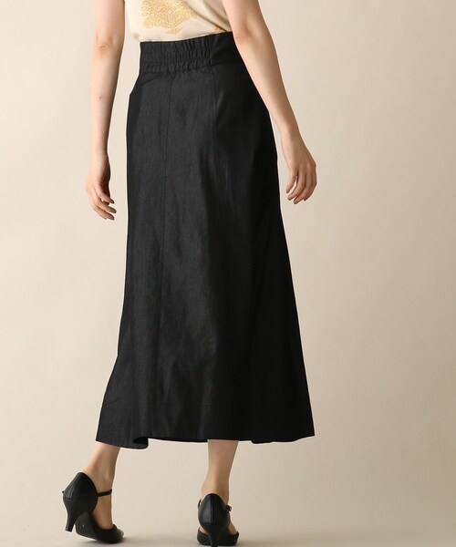 OPAQUE.CLIP（オペークドットクリップ）の「◆デニムシャンブレーフレアスカート（スカート・レディース・ガンメタ/ネイビー系3・38/36）」の3枚目の写真