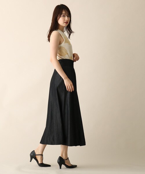 OPAQUE.CLIP（オペークドットクリップ）の「◆デニムシャンブレーフレアスカート（スカート・レディース・ガンメタ/ネイビー系3・38/36）」の5枚目の写真