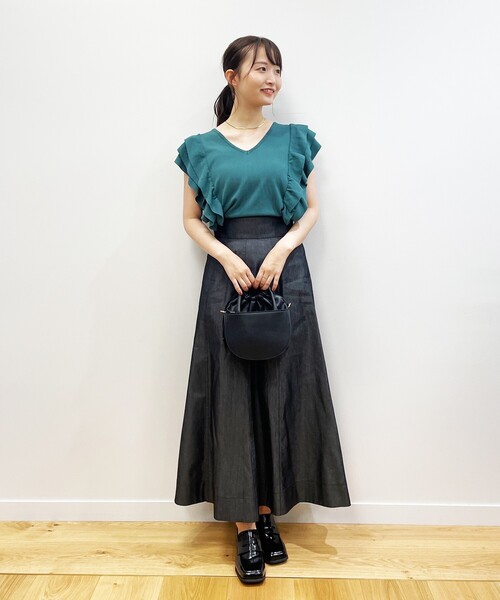 OPAQUE.CLIP（オペークドットクリップ）の「◆デニムシャンブレーフレアスカート（スカート・レディース・ガンメタ/ネイビー系3・38/36）」の11枚目の写真