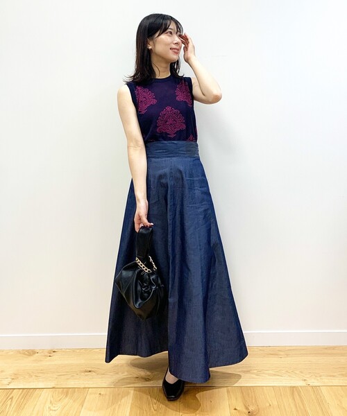 OPAQUE.CLIP（オペークドットクリップ）の「◆デニムシャンブレーフレアスカート（スカート・レディース・ガンメタ/ネイビー系3・38/36）」の17枚目の写真