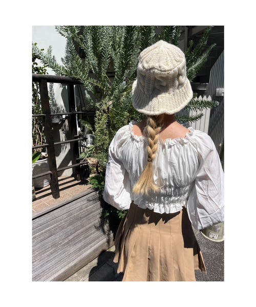 WC（ダブル シー）の「ニットバケットハット（ハット・レディース・ホワイト/ブラック/ブラウン・FREE）」の2枚目の写真
