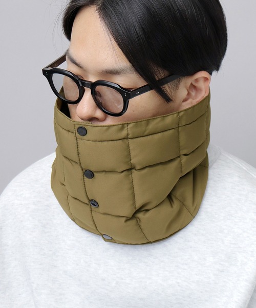 A.M.S.（エーエムエス）の「撥水 ポリエステル 裏フリース 中綿ブロック ハイネックウォーマー（ネックウォーマー/スヌード・メンズ・カーキ/グレー/ブラック・FREE）」の3枚目の写真