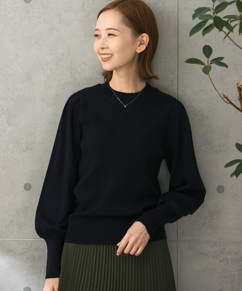 URBAN RESEARCH ROSSO（アーバンリサーチロッソ）の「メリノウール混パフスリーブリブニット（ニット/セーター・レディース・ネイビー/オフホワイト/ピンク系その他・FREE）」の8枚目の写真