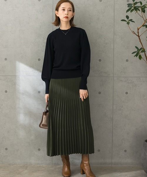 URBAN RESEARCH ROSSO（アーバンリサーチロッソ）の「メリノウール混パフスリーブリブニット（ニット/セーター・レディース・ネイビー/オフホワイト/ピンク系その他・FREE）」の11枚目の写真