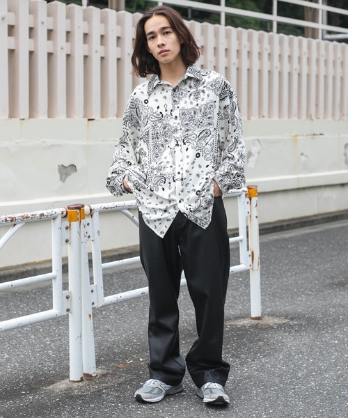 WEGO（ウィゴー）の「WEGO/ペイズリーBIGシャツ（シャツ/ブラウス・メンズ・ホワイト/ブラック・MEDIUM/LARGE）」の7枚目の写真