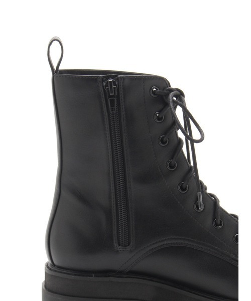 SNIDEL(スナイデル)の「Vibramレースアップショートブーツ(ブーツ・レディース・ブラック/ピンクベージュ・SMALL/MEDIUM/LARGE)」の8枚目の写真