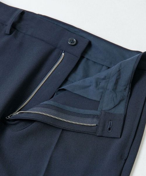 URBAN RESEARCH ROSSO MEN(アーバンリサーチロッソメン)の「『XLサイズ』『イージーケア』4WAYストレッチスリムテーパードパンツ(スーツパンツ・メンズ・ブラック/ネイビー・MEDIUM/LARGE/X-LARGE)」の20枚目の写真