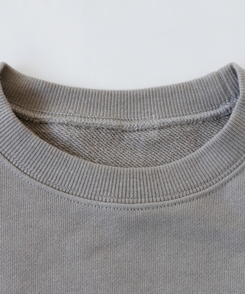 antiqua（アンティカ）の「綿100%ベーシックシルエット裏毛トレーナー（スウェット・キッズ・ブラック/グレイッシュベージュ/杢グレー/グリーン/ブルー系その他/レッド/イエロー系その他/ベビーピンク/オフホワイト・120/130/140/150/160）」の19枚目の写真