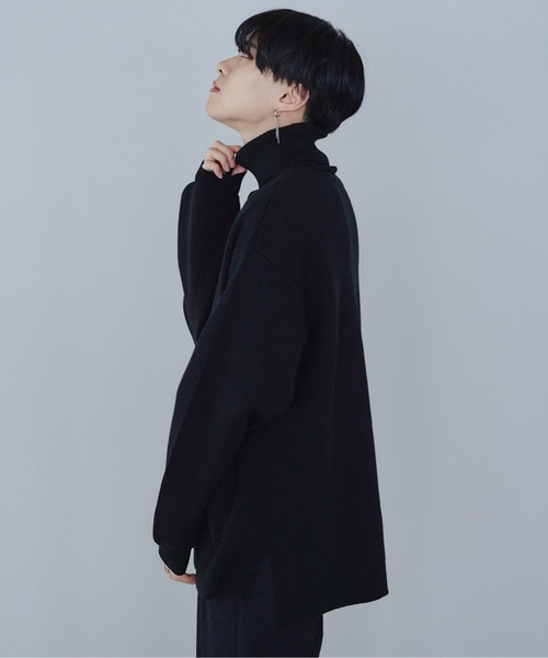 EDEL（エーデル）の「EDEL - ルーズフィットミラノリブタートルネック（ニット/セーター・メンズ・ブラック/ベージュ/ホワイト・MEDIUM/LARGE）」の3枚目の写真