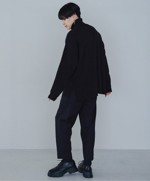 EDEL（エーデル）の「EDEL - ルーズフィットミラノリブタートルネック（ニット/セーター・メンズ・ブラック/ベージュ/ホワイト・MEDIUM/LARGE）」の12枚目の写真