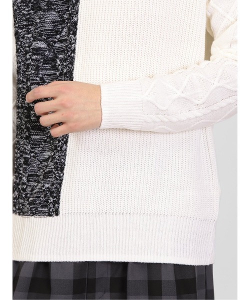 semantic design（セマンティックデザイン）の「【ハンドウォッシャブル】セマンティックデザイン 編地切替 Vネックニット（ニット/セーター・メンズ・ブラック/ホワイト・MEDIUM/LARGE/X-LARGE/S）」の20枚目の写真