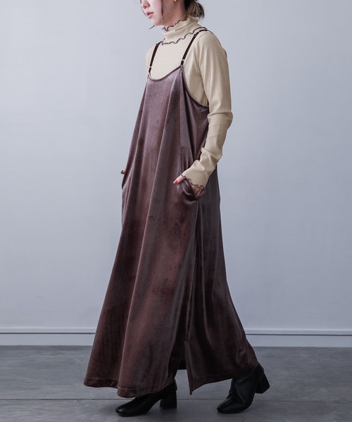 n'OrLABEL（ノアールレーベル）の「『裏起毛配色メローリブタートルネックカットソー』（Tシャツ/カットソー・レディース・チャコール/ブルーグリーン/レッド/ライトグリーン/ベージュ/ブラック/ラベンダー・M/L/LL）」の9枚目の写真