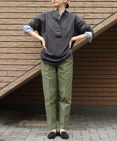 THE SHINZONE（ザ　シンゾーン）の「THE SHINZONE/シンゾーン　ミリタリーヘンリープルオーバー　MILITALY HENLEY PULLOVER 23SMSCU07（Tシャツ/カットソー・レディース・ネイビー/ブラック/ホワイト・FREE）」の18枚目の写真