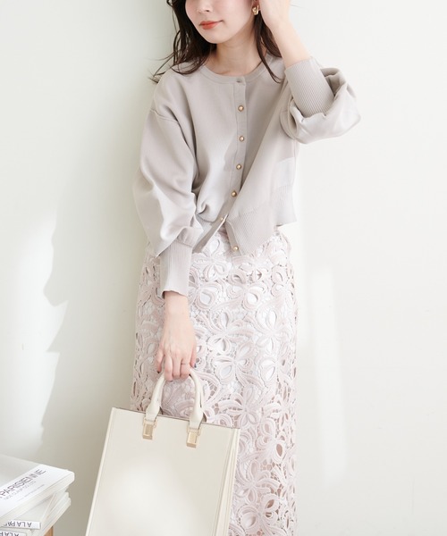 natural couture(ナチュラルクチュール)の「お家で洗えるころん金釦カーディガン(カーディガン/ボレロ・レディース・オフホワイト/グレイッシュベージュ/ブラック/ミント/イエロー/その他1・FREE)」の21枚目の写真