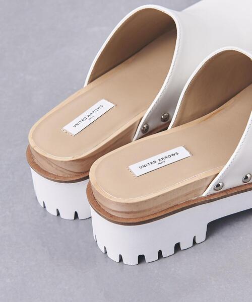 UNITED ARROWS(ユナイテッドアローズ)の「サボ ミュール(サンダル・レディース・ブラック/ホワイト・35/36/37/38)」の22枚目の写真