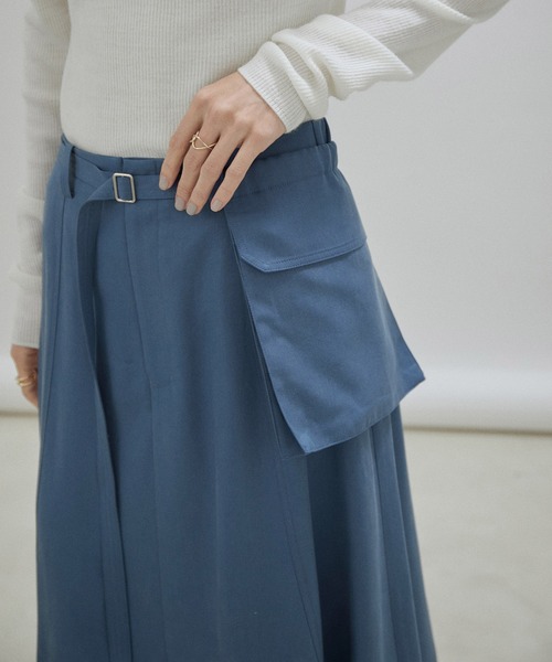 SALON adam et rope'(サロン アダム エ ロペ)の「【セットアップ対応・サステナブル】【洗える】2WAYロングフレアースカート(スカート・レディース・ネイビー/ブルー系その他4・FREE)」の10枚目の写真