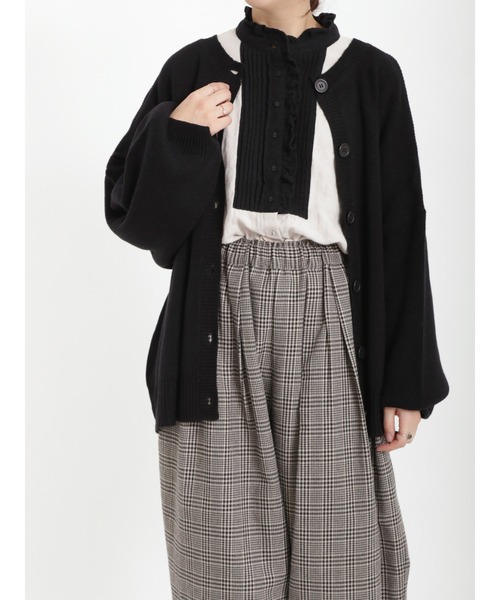 Samansa Mos2(サマンサ モスモス)の「【アンチピリング】前後2WAYオーバーサイズニット(ニット/セーター・レディース・ブラック/キナリ/ベージュ/グリーン/レッド/ブラウン・フリ-)」の16枚目の写真