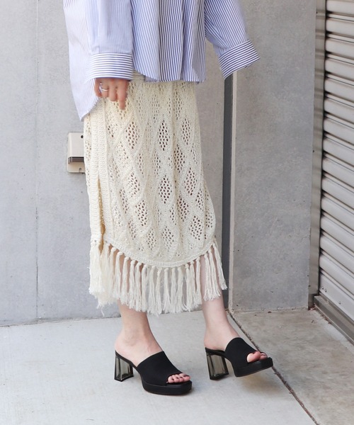 EVOL(イーボル)の「【EVOL】ニットクリアヒールスクエアサンダル IU5120(サンダル・レディース・ベージュ/ブラック/アイボリー/ゴールド・S/M/L)」の9枚目の写真