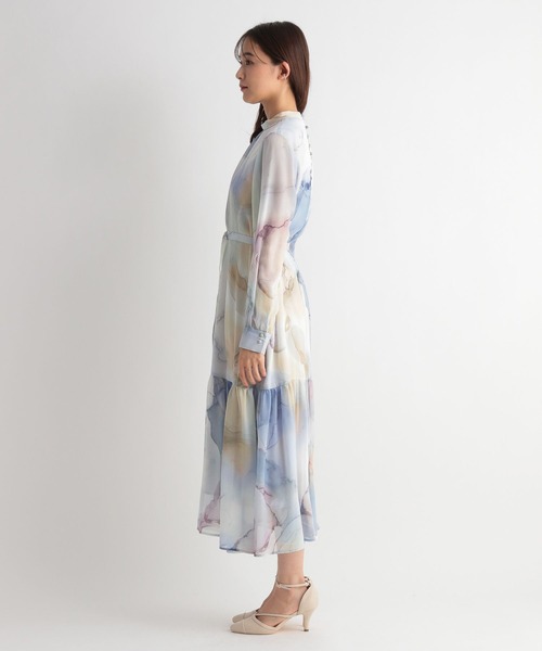 Andemiu(アンデミュウ)の「マーブルガラスタンドワンピース191444(ワンピース・レディース・イエロー/ブルー・FREE)」の4枚目の写真