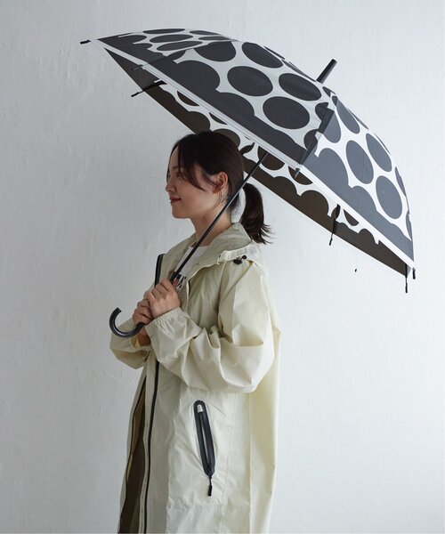 LBC(エルビーシー)の「ジオメタリックビニール傘(長傘・レディース・その他2/その他3/オフホワイト/ホワイト/ブラック/ブルー/その他4/ドット・FREE)」の11枚目の写真