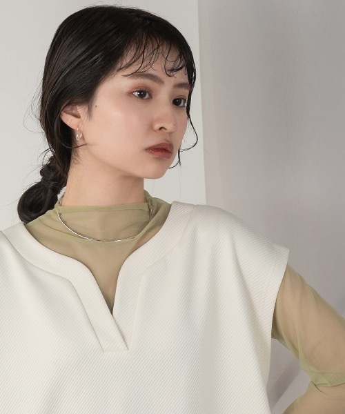 Amiur（エミレ）の「puff pastry long vest（ベスト・レディース・ブラック/アイボリー・FREE）」の5枚目の写真