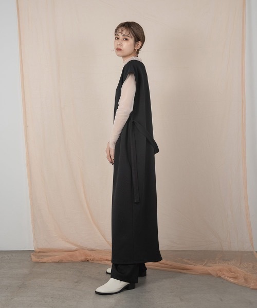 Amiur（エミレ）の「puff pastry long vest（ベスト・レディース・ブラック/アイボリー・FREE）」の8枚目の写真