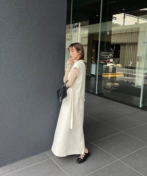 Amiur（エミレ）の「puff pastry long vest（ベスト・レディース・ブラック/アイボリー・FREE）」の12枚目の写真