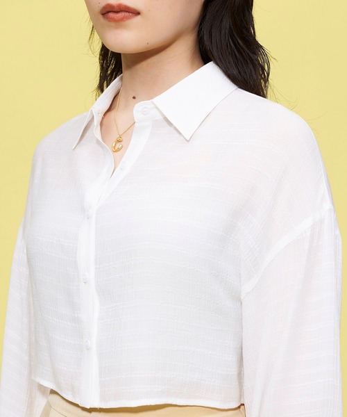 FOREVER 21（フォーエバー トゥエンティーワン）の「ショルダースリットシャツ（シャツ/ブラウス・レディース・オフホワイト/オレンジ・FREE）」の10枚目の写真