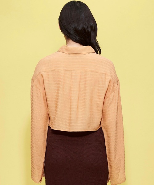 FOREVER 21（フォーエバー トゥエンティーワン）の「ショルダースリットシャツ（シャツ/ブラウス・レディース・オフホワイト/オレンジ・FREE）」の11枚目の写真
