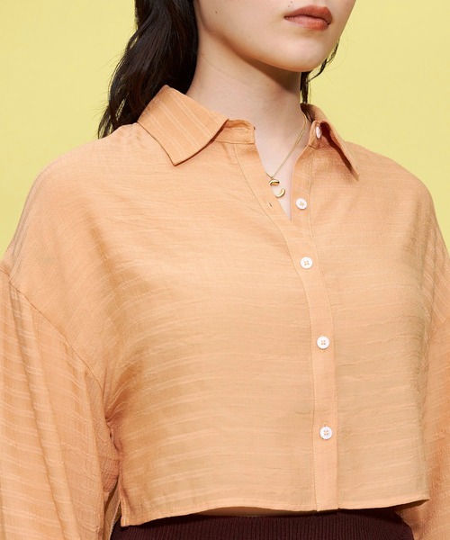 FOREVER 21（フォーエバー トゥエンティーワン）の「ショルダースリットシャツ（シャツ/ブラウス・レディース・オフホワイト/オレンジ・FREE）」の9枚目の写真