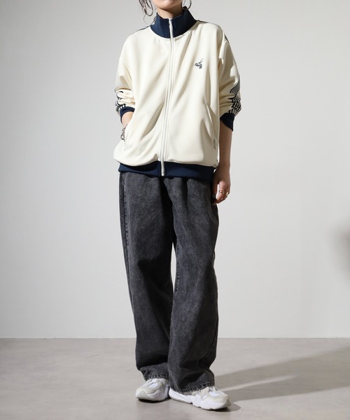 SUGGESTION(サジェッション)の「Ribbed color scheme line tracker / リブ配色ライントラッカー unisex(ジャージ・メンズ・パープル/チャコール/ワイン/ベージュ/ブラウン/クリーム・M/L)」の17枚目の写真