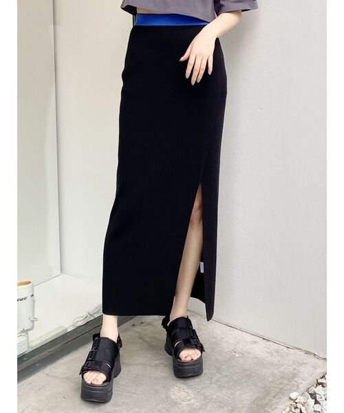 MURUA（ムルーア）の「アシメスリットニットスカート（スカート・レディース・ブラック/モカ・FREE）」の2枚目の写真