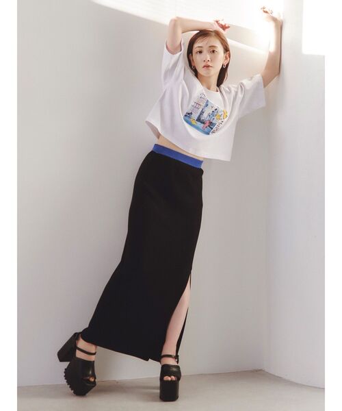 MURUA（ムルーア）の「アシメスリットニットスカート（スカート・レディース・ブラック/モカ・FREE）」の4枚目の写真