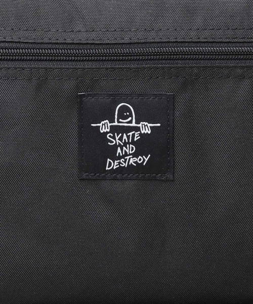 THRASHER（スラッシャー）の「THRASHER × Mark Gonzales 撥水加工 ポリエステル デイパック（バックパック/リュック・メンズ・ブラック系その他/ブラック・FREE）」の17枚目の写真