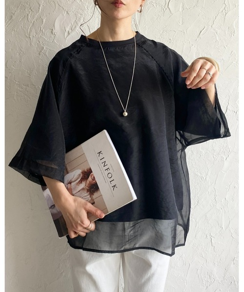 She's Closet(シーズクローゼット)の「オーガンジー異素材ドッキングラグランスリーブシアーレイヤード半袖Tシャツ(Tシャツ/カットソー・レディース・グレイッシュベージュ/ブラック/アイボリー/ピンク/ブルーグレー・FREE)」の11枚目の写真