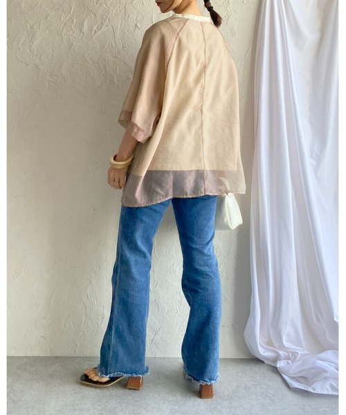 She's Closet(シーズクローゼット)の「オーガンジー異素材ドッキングラグランスリーブシアーレイヤード半袖Tシャツ(Tシャツ/カットソー・レディース・グレイッシュベージュ/ブラック/アイボリー/ピンク/ブルーグレー・FREE)」の19枚目の写真