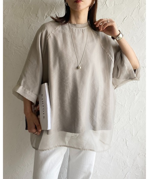She's Closet(シーズクローゼット)の「オーガンジー異素材ドッキングラグランスリーブシアーレイヤード半袖Tシャツ(Tシャツ/カットソー・レディース・グレイッシュベージュ/ブラック/アイボリー/ピンク/ブルーグレー・FREE)」の16枚目の写真