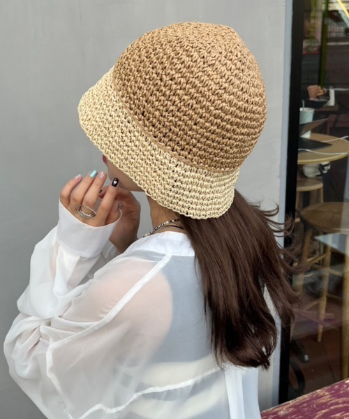 nemne store（ネンネストア）の「《Delfy》バイカラーペーパーハット（ハット・レディース・グレー/ブラック/ベージュ・フリー）」の3枚目の写真