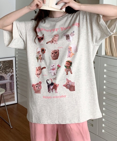 Vipoa(ヴィポア)の「Cat collage design oversize tee(Tシャツ/カットソー・レディース・オートミール・FREE)」の1枚目の写真