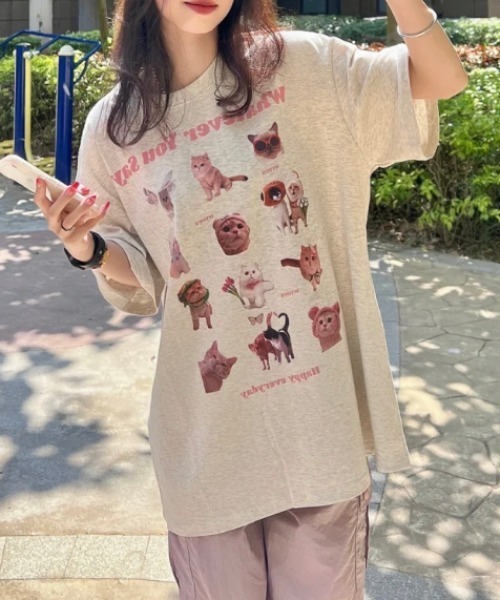 Vipoa(ヴィポア)の「Cat collage design oversize tee(Tシャツ/カットソー・レディース・オートミール・FREE)」の7枚目の写真