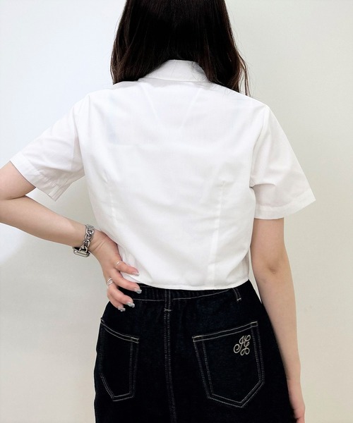 INGNI(イング)の「アソート/クロップド半袖シャツ(シャツ/ブラウス・レディース・オフホワイト/ホワイト系8/サックスブルー/ブルー系7・M)」の17枚目の写真
